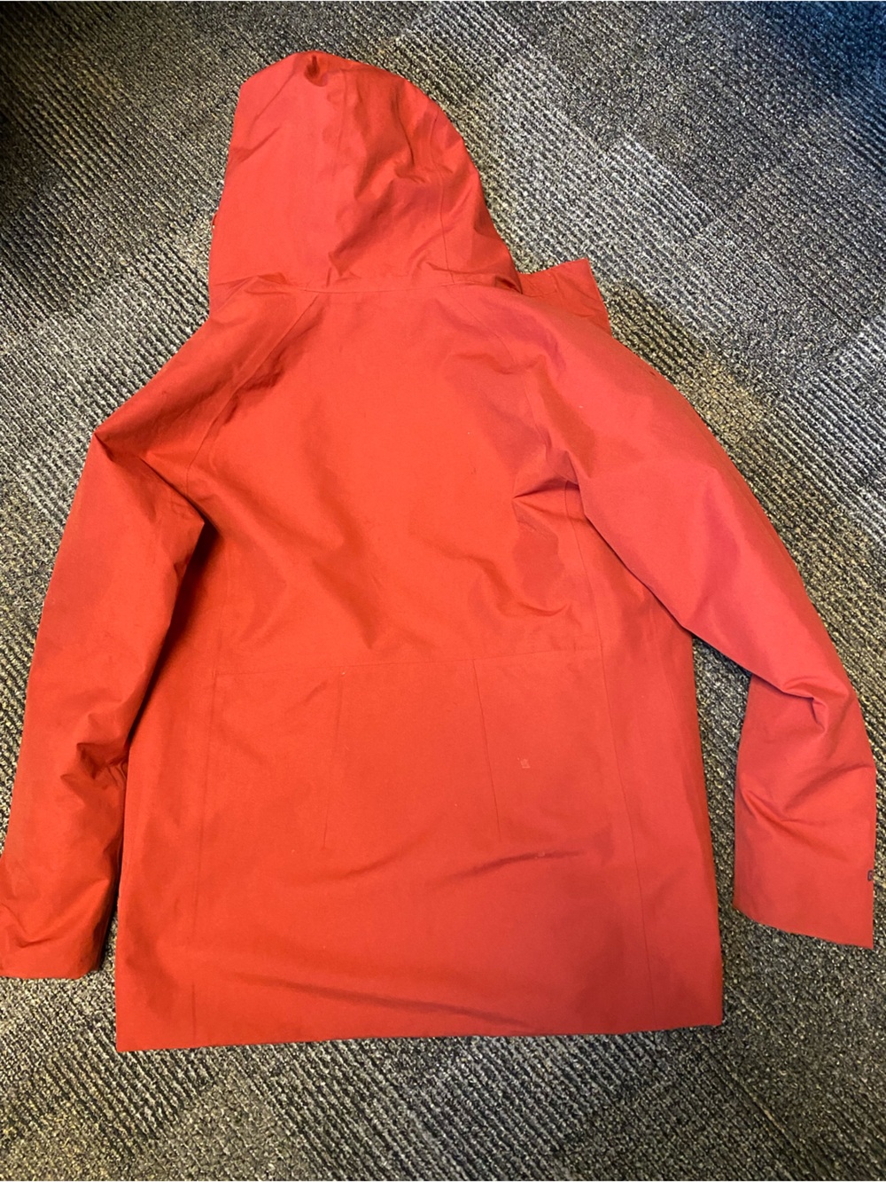 Craghoppers Agetha Red Hooded Jacket with Zip Pockets- GOR-TEX Size M - Picture 3 of 9